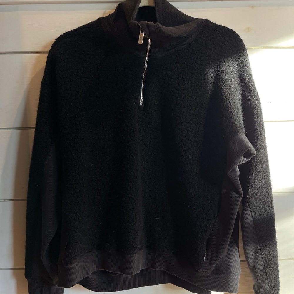 Lululemon women’s fleece quarter zip.